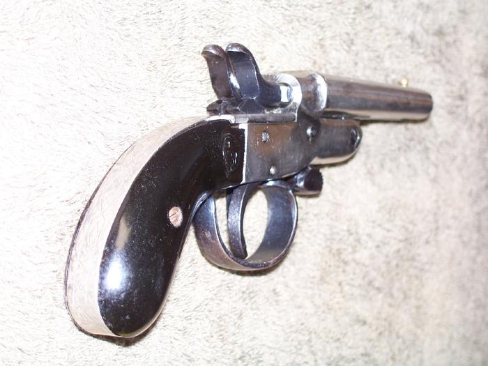 Rossi .22 Snake Eyes Pistol Picture 6